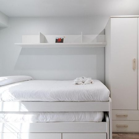 Oasis Centro De Granada Apartment ภายนอก รูปภาพ
