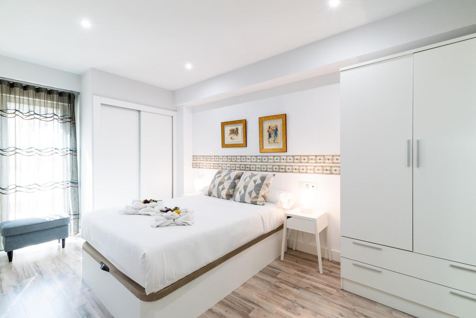 Oasis Centro De Granada Apartment ภายนอก รูปภาพ