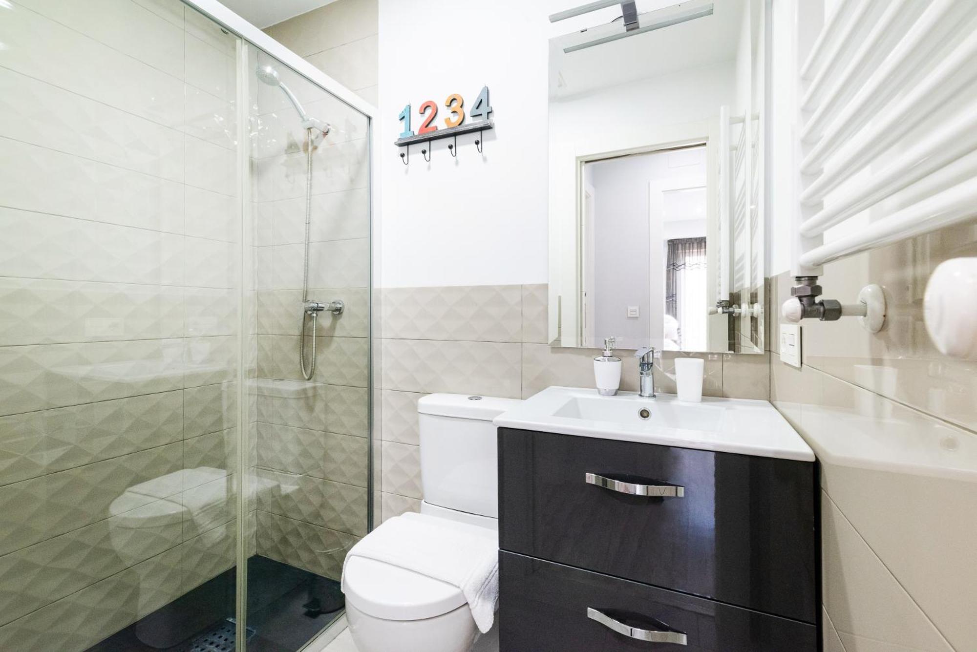Oasis Centro De Granada Apartment ภายนอก รูปภาพ