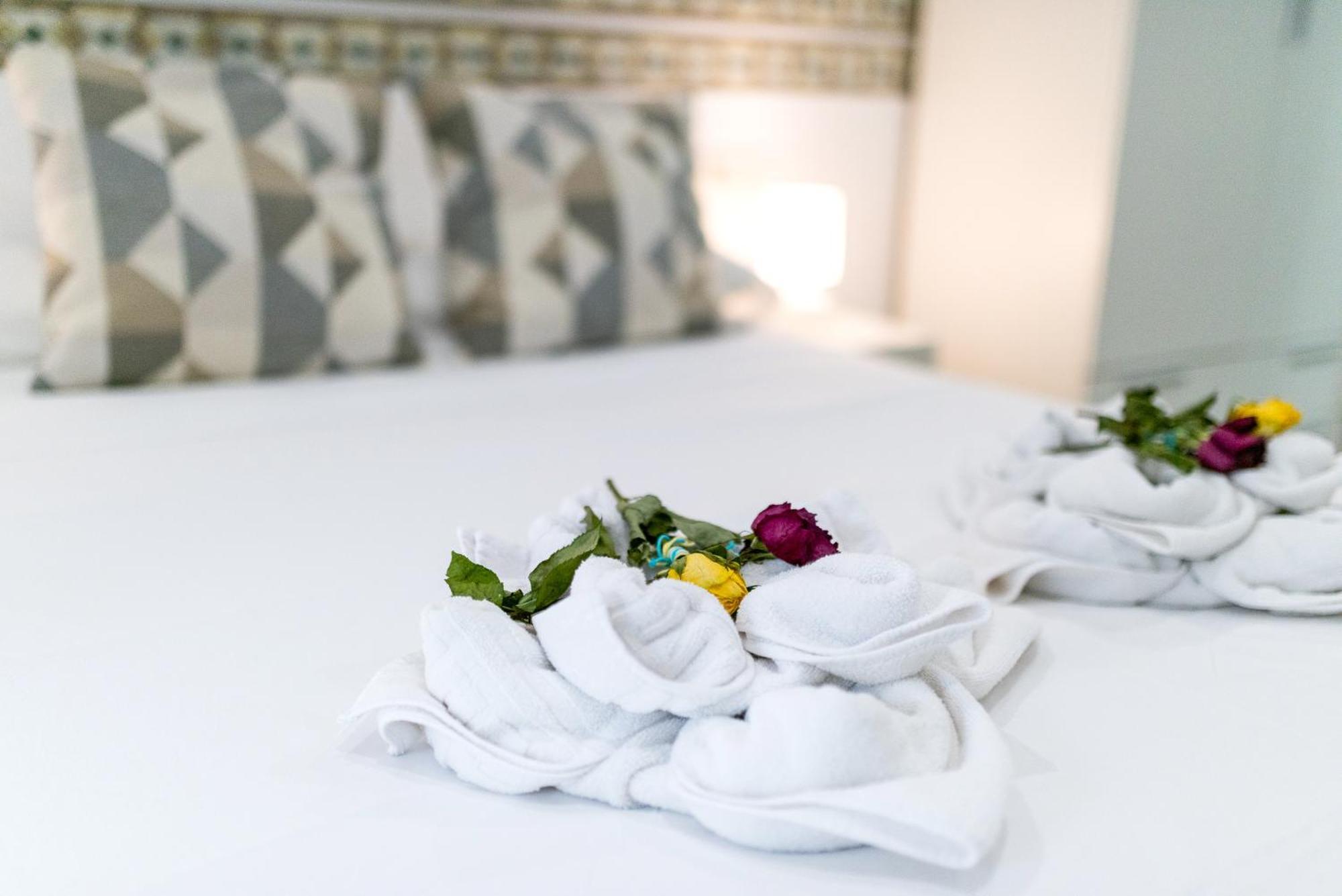Oasis Centro De Granada Apartment ภายนอก รูปภาพ
