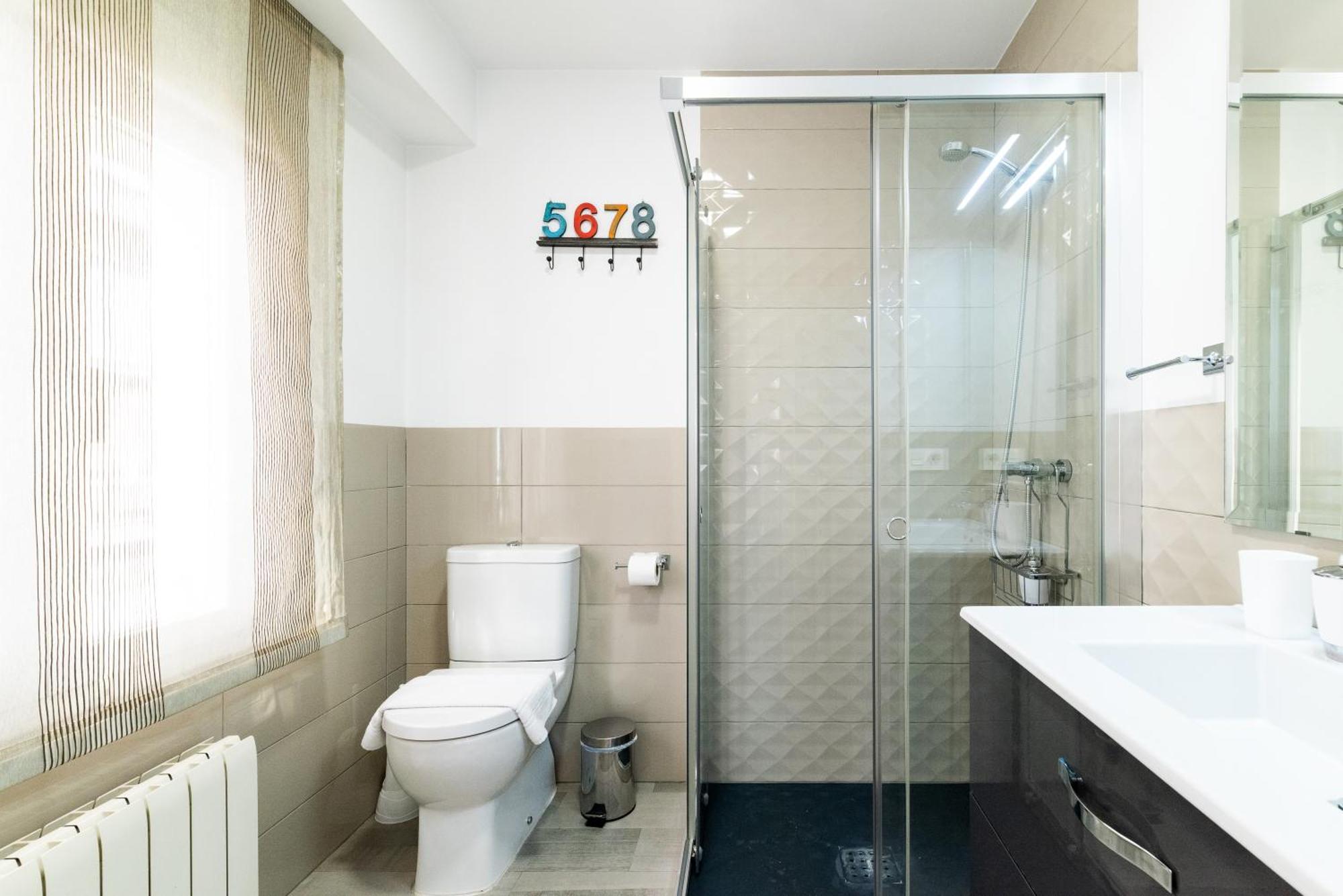 Oasis Centro De Granada Apartment ภายนอก รูปภาพ